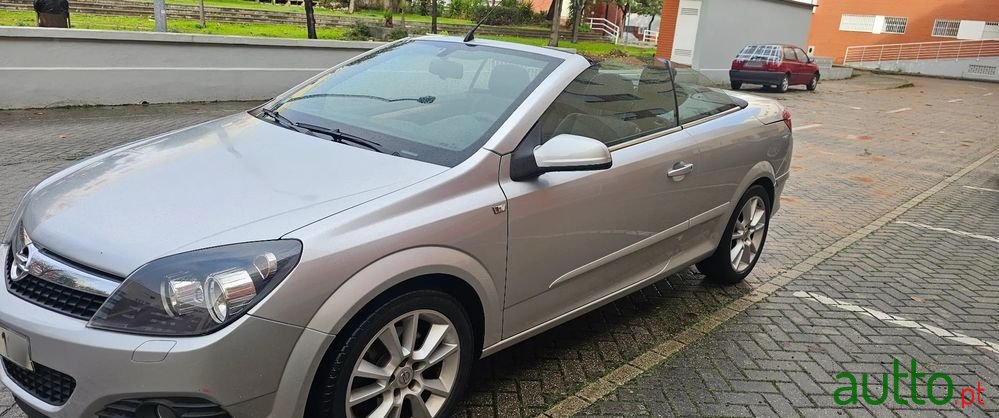 2006' Opel Astra photo #3