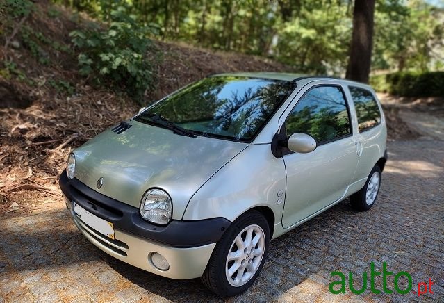 2002' Renault Twingo photo #1