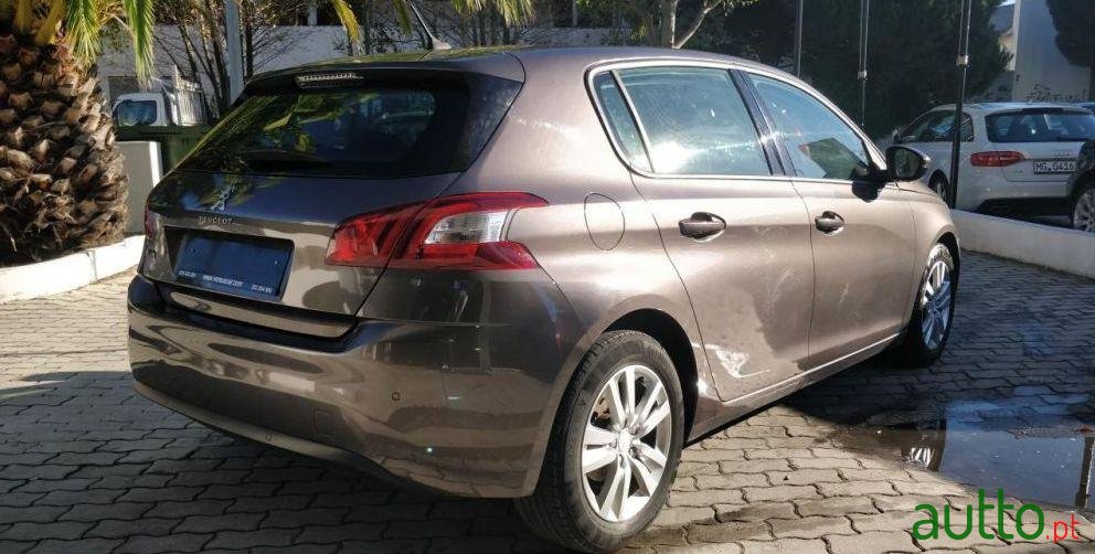 2014' Peugeot 308 1.6 Hdi Access photo #2