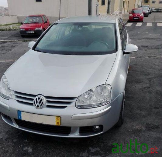 2007' Volkswagen Golf photo #3