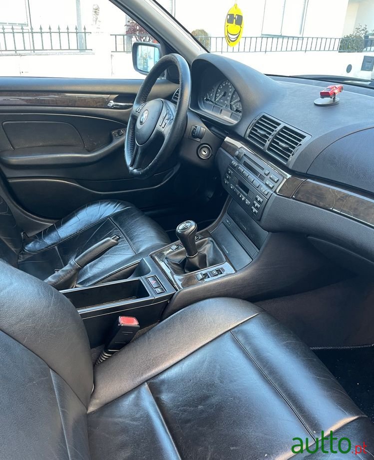 2003' BMW Série 3 I Touring photo #6