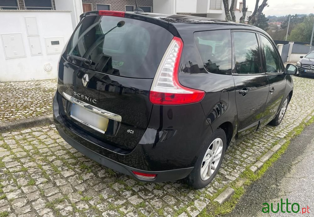 2014' Renault Grand Scenic photo #5