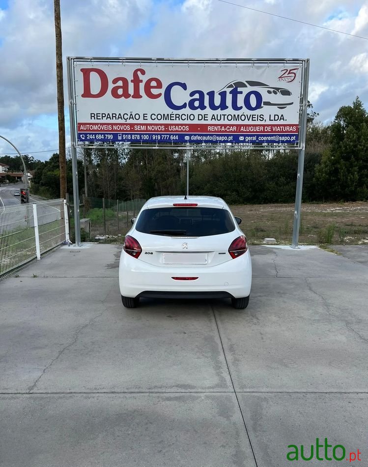 2016' Peugeot 208 photo #5