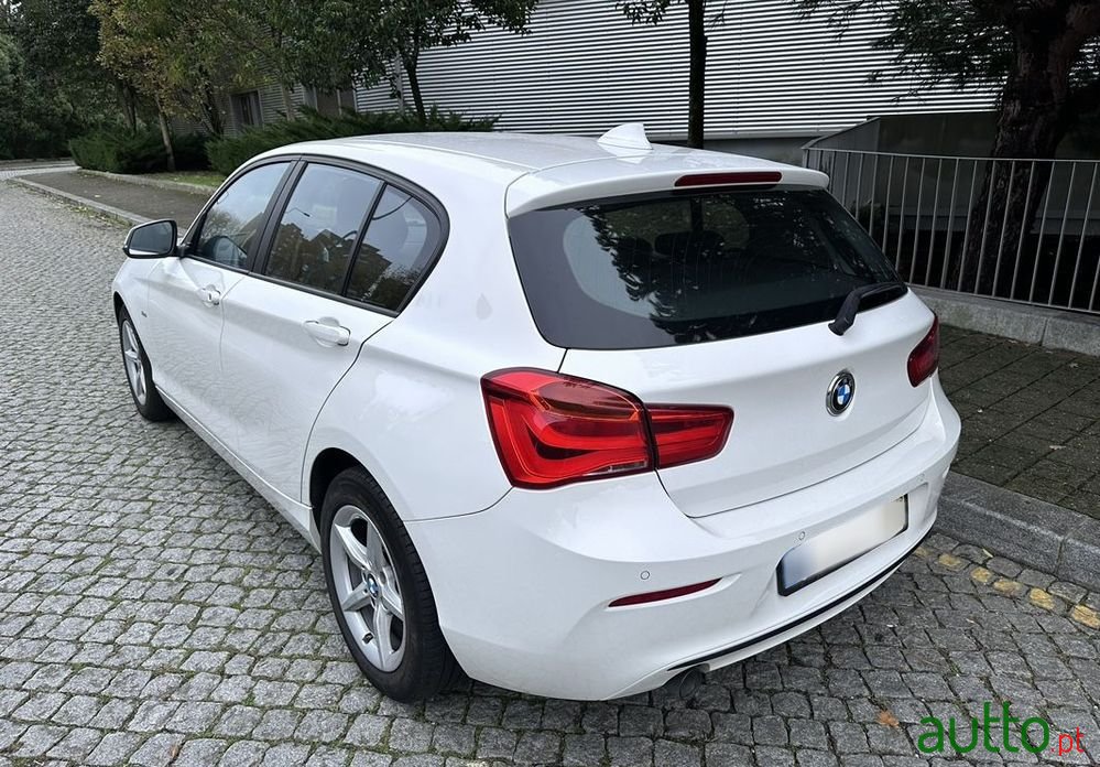 2019' BMW 116 D Line Sport photo #5