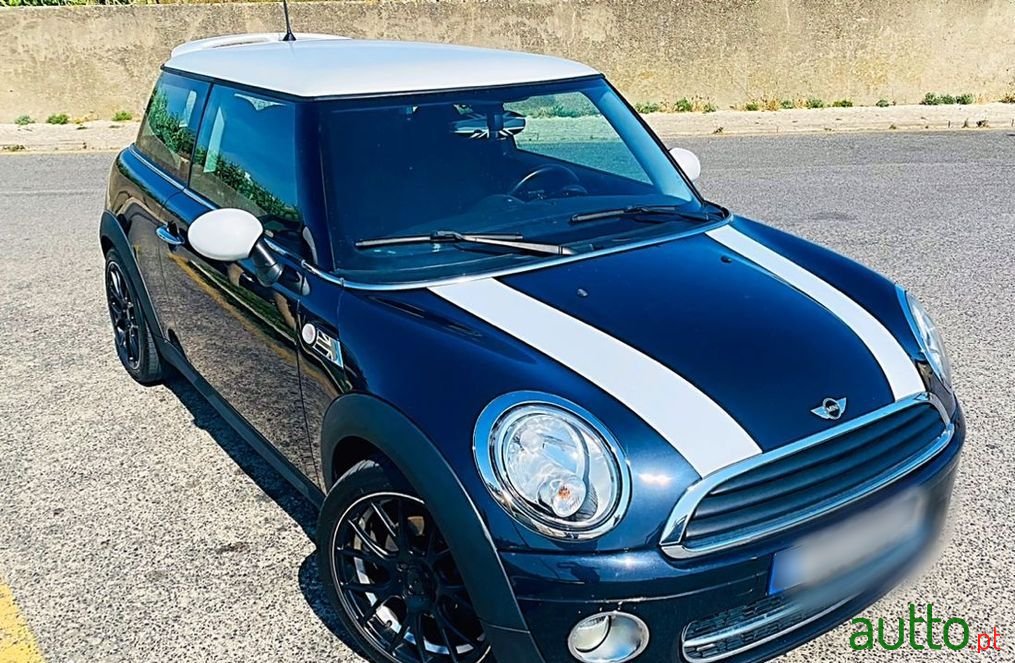 2009' MINI Cooper D photo #4