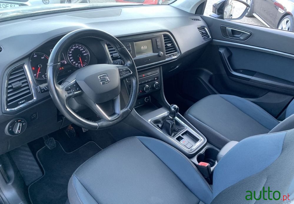 2017' SEAT Ateca 1.6 Tdi Style photo #2