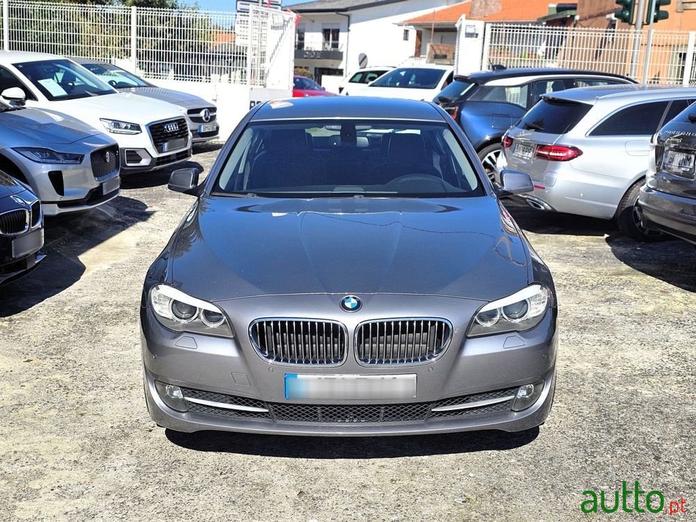 2011' BMW Série 5 D photo #2