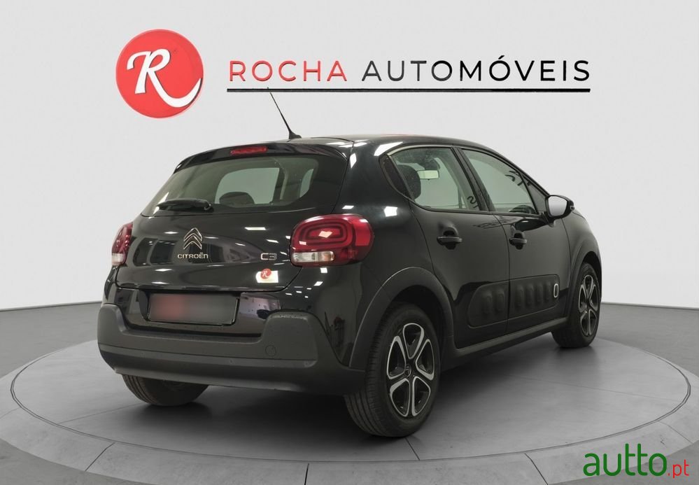 2018' Citroen C3 1.2 Puretech Feel photo #3