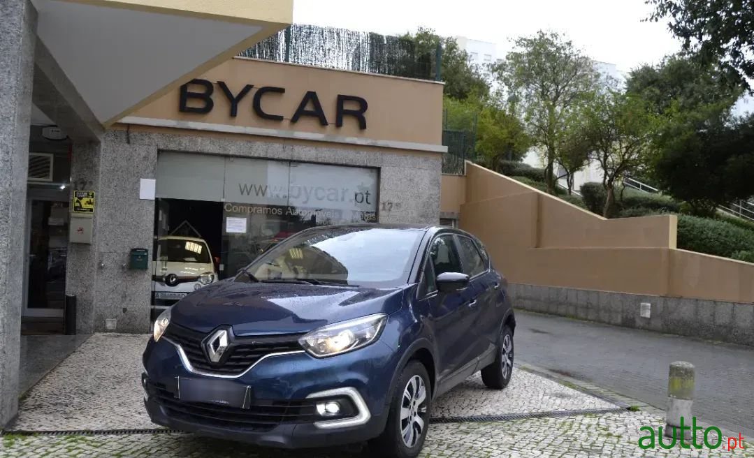 2018' Renault Captur photo #5