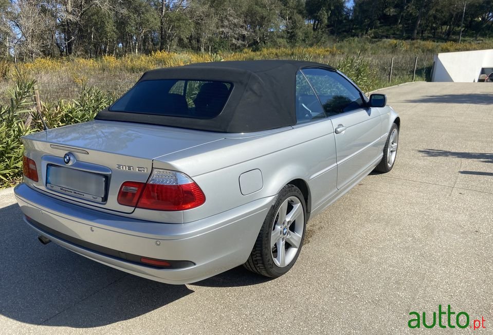 2006' BMW 318 photo #3