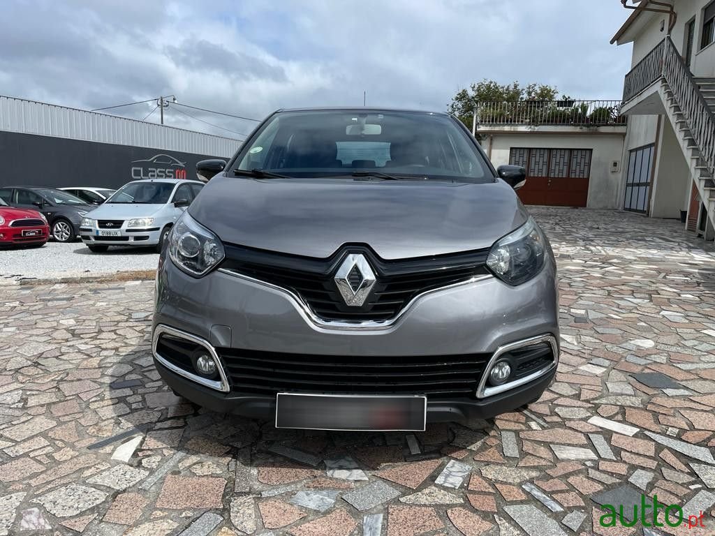 2016' Renault Captur photo #2