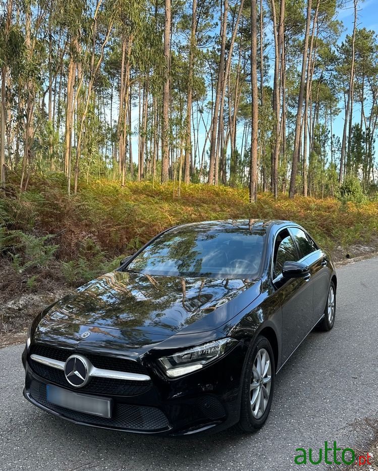 2020' Mercedes-Benz Classe A photo #1