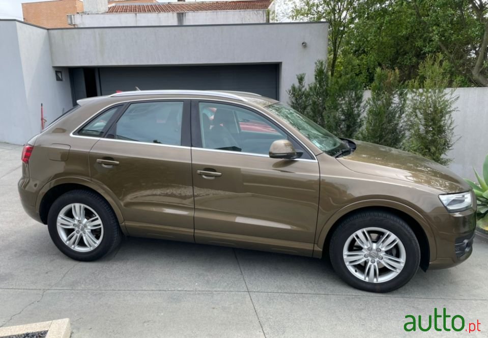 2012' Audi Q3 photo #1