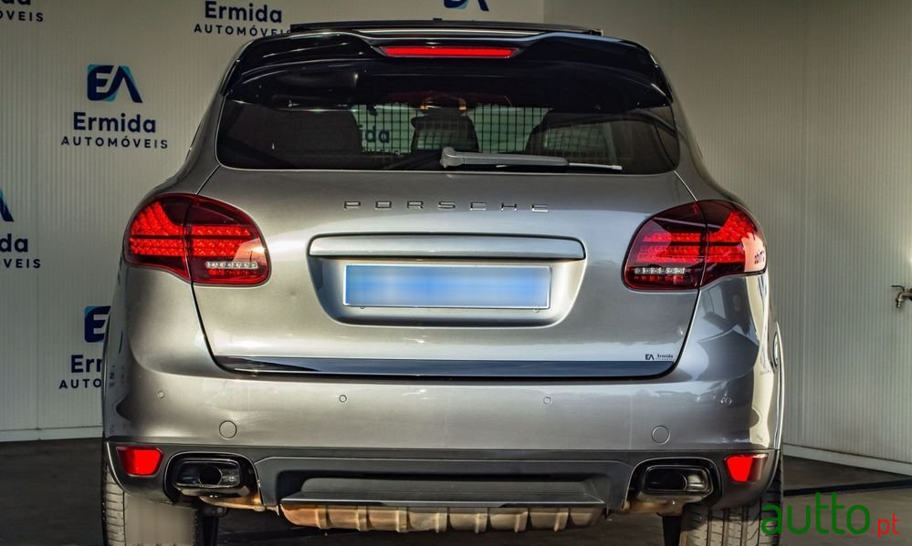 2014' Porsche Cayenne photo #5
