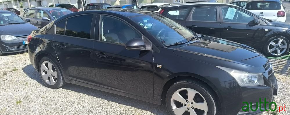 2009' Chevrolet Cruze 1.6 Ls photo #3