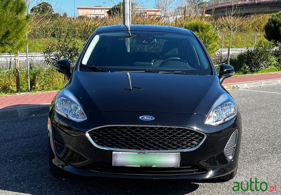 2021' Ford Fiesta photo #2