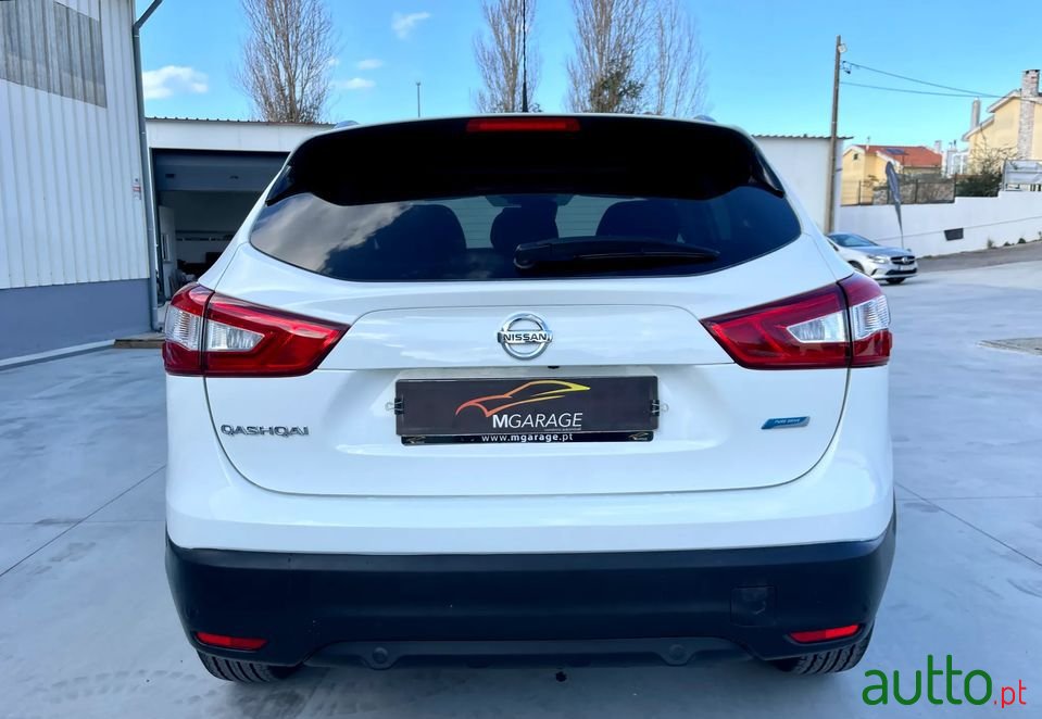 2015' Nissan Qashqai photo #6
