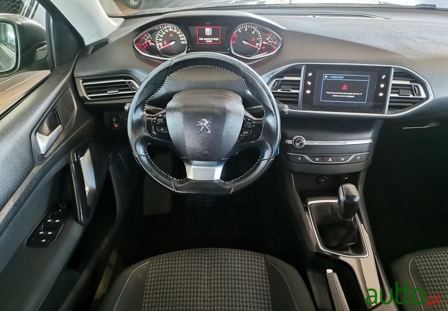 2018' Peugeot 308 Sw photo #6