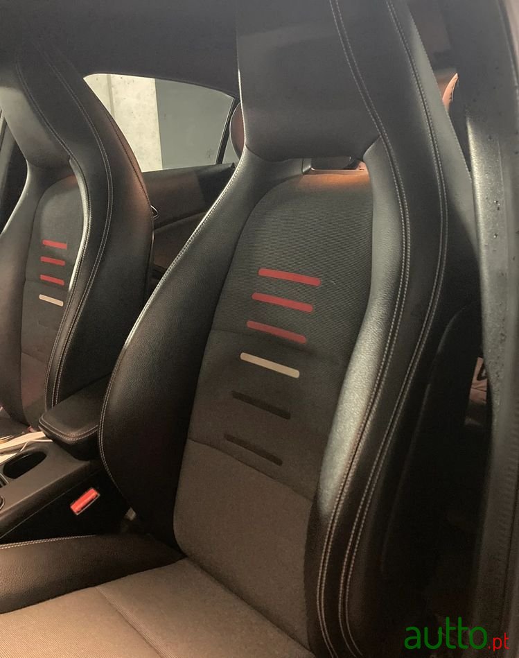 2018' Mercedes-Benz A 180 D Amg Line photo #5