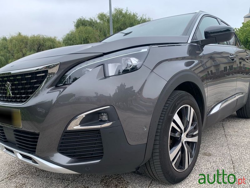 2019' Peugeot 3008 photo #1