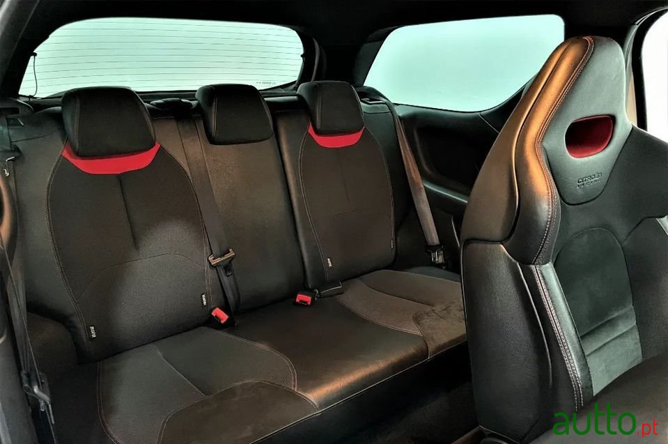 2011' Citroen DS3 photo #5