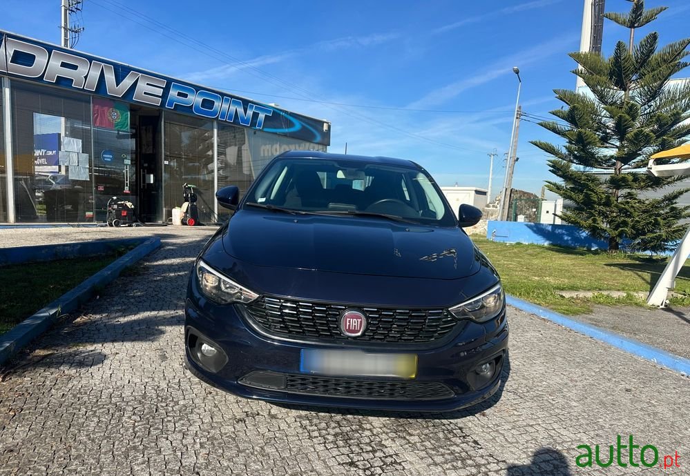 2019' Fiat Tipo 1.3 M-Jet Lounge photo #2