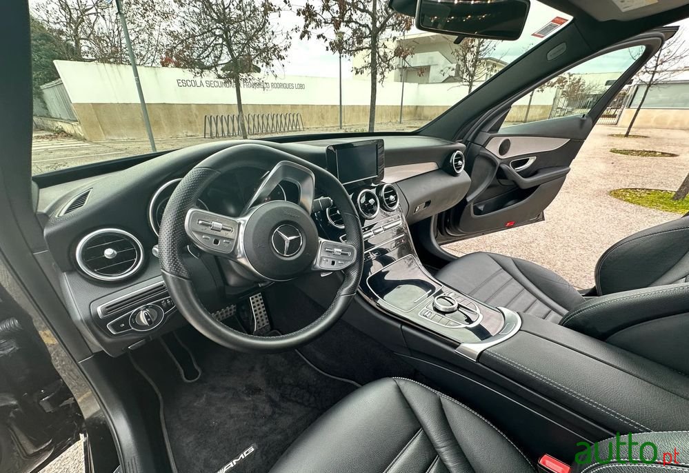 2019' Mercedes-Benz C 220 D Amg Line photo #4