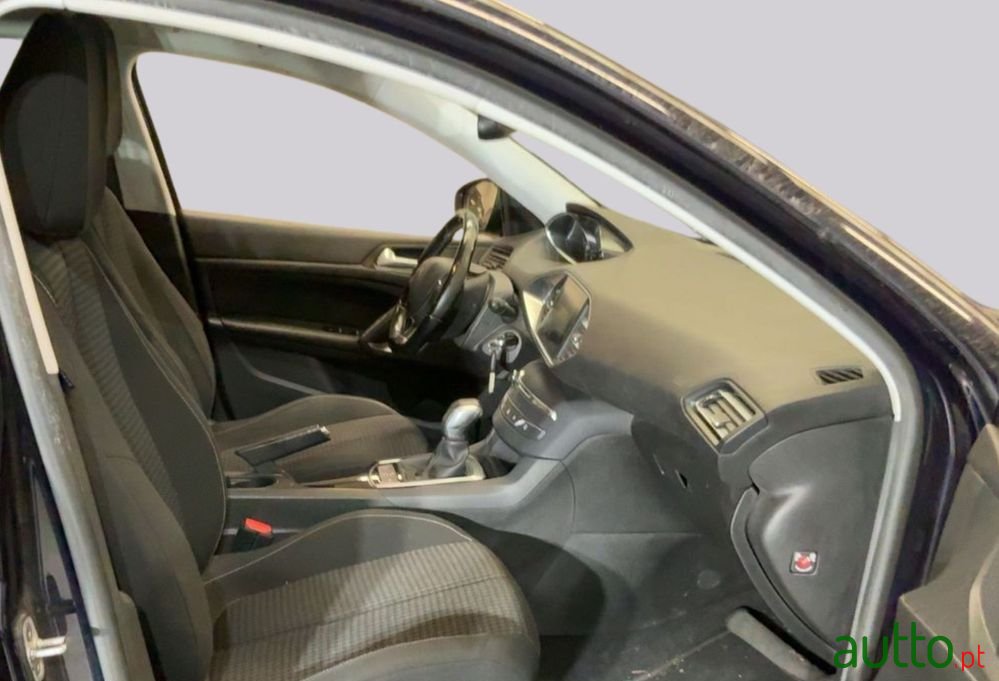 2017' Peugeot 308 photo #4