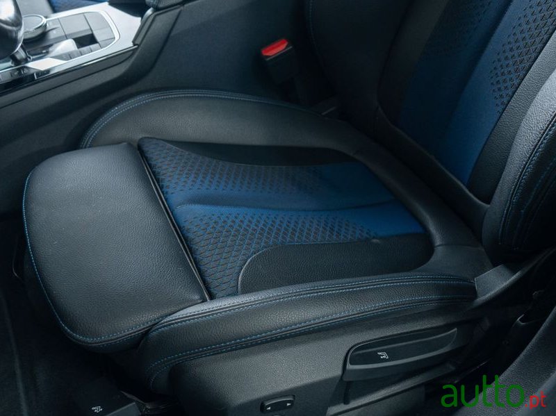 2022' BMW Série 2 photo #6