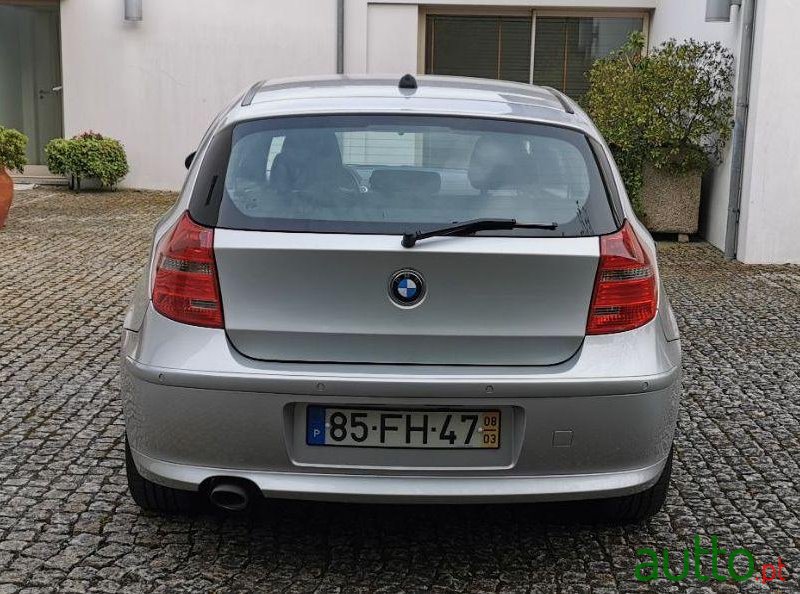 2008' BMW 118 D photo #1