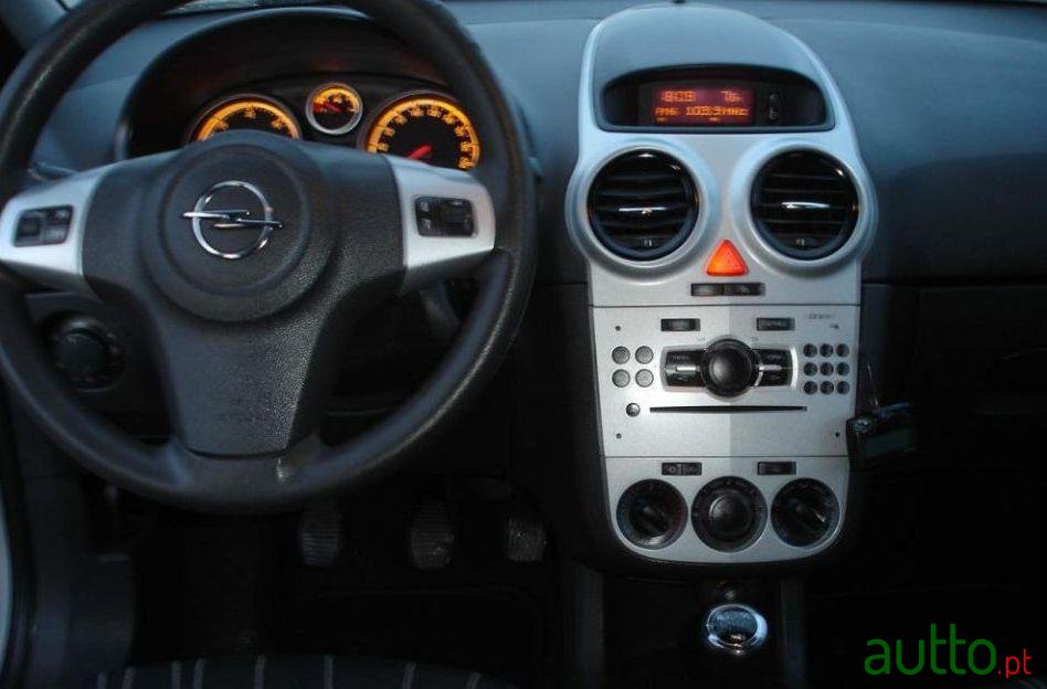 2008' Opel Corsa photo #3