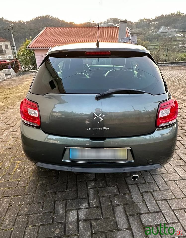 2012' Citroen DS3 photo #5