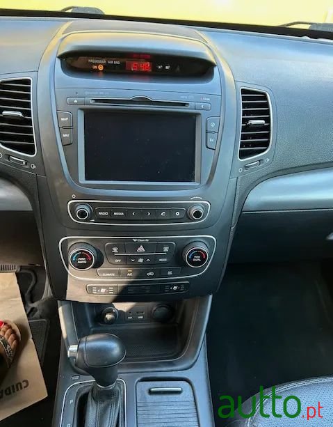 2014' Kia Sorento photo #5