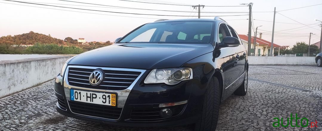 2009' Volkswagen Passat Variant photo #1