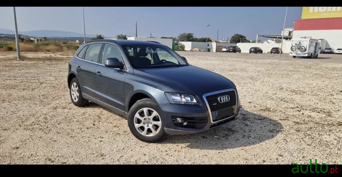 2010' Audi Q5 photo #2