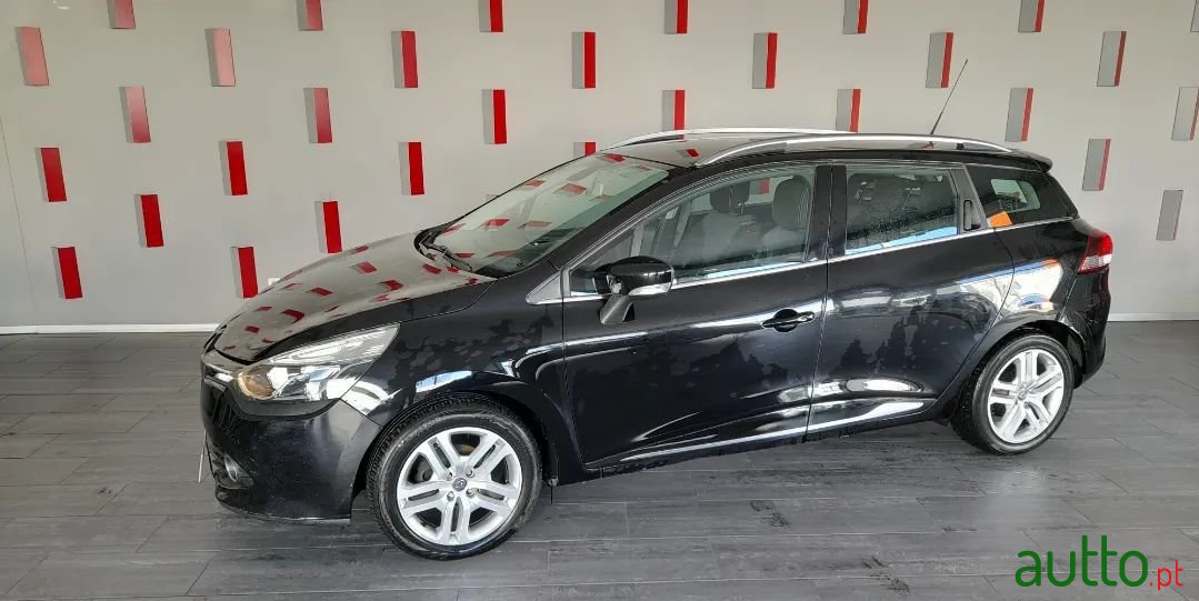 2014' Renault Clio Sport Tourer photo #1