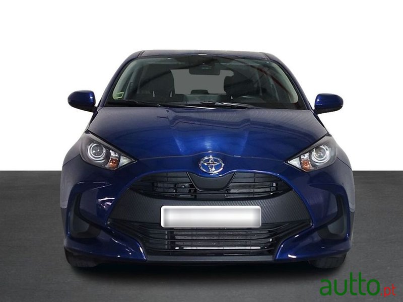 2023' Toyota Yaris photo #4
