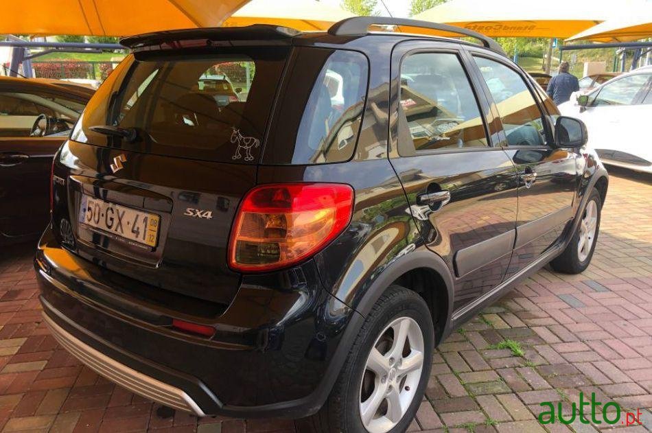 2008' Suzuki SX4 photo #1