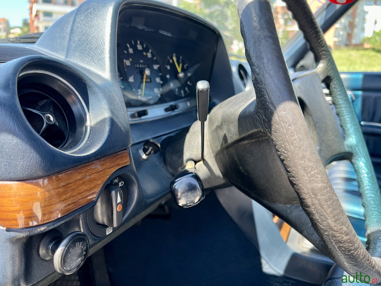 1981' Mercedes-Benz 300D photo #4