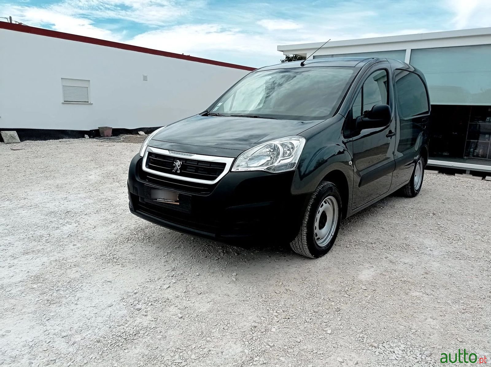 2018' Peugeot Partner photo #2