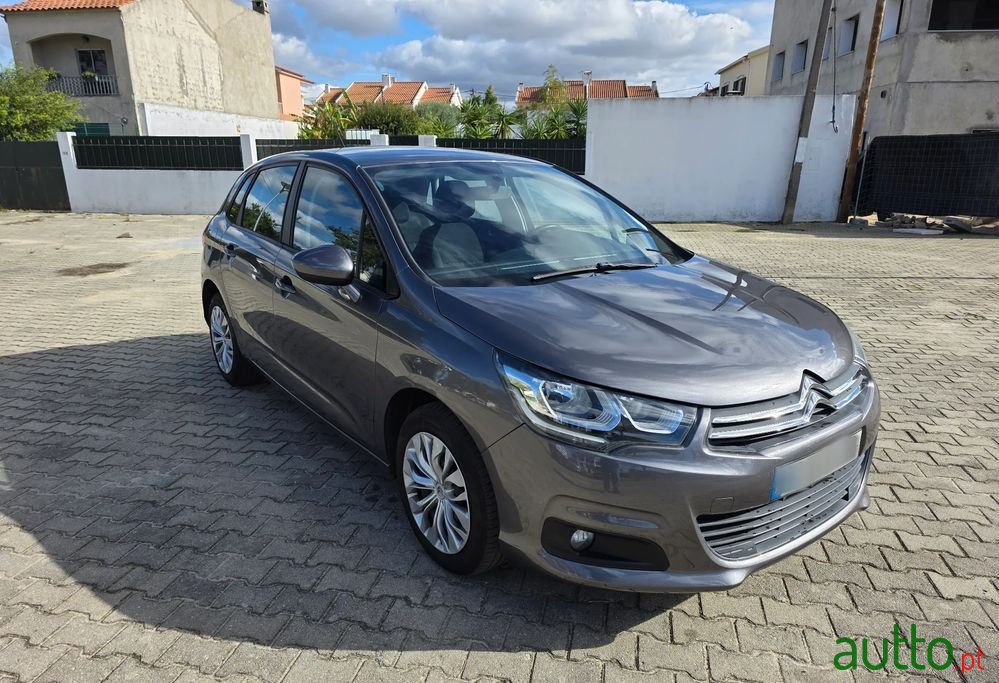 2016' Citroen C4 photo #4