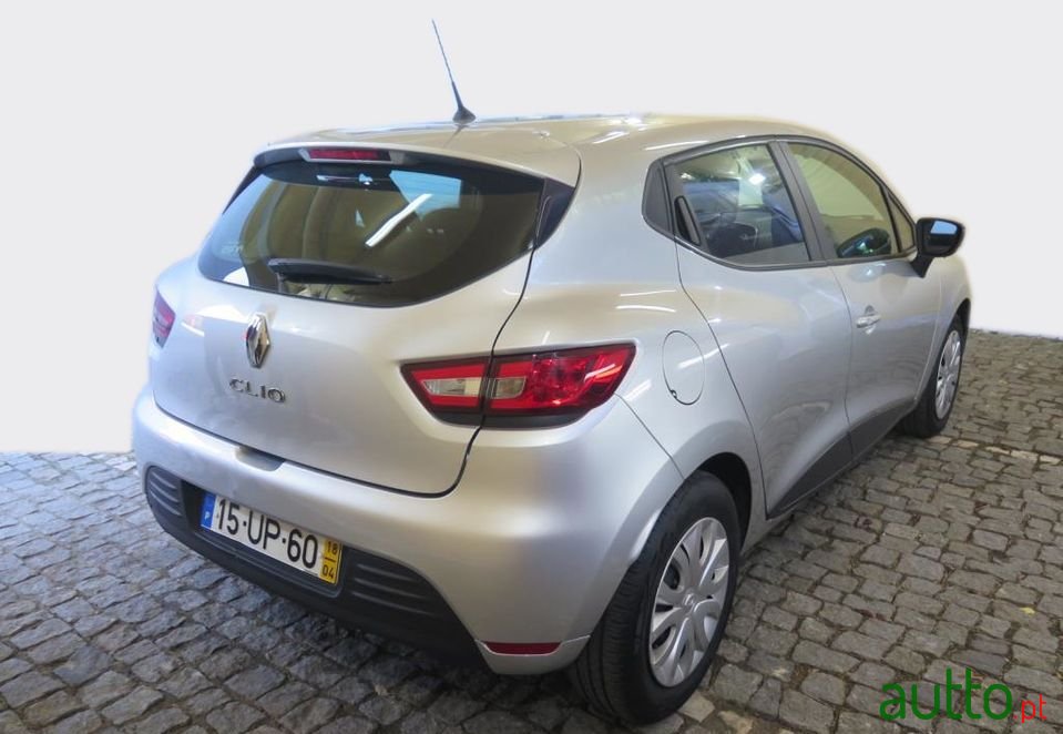 2018' Renault Clio photo #2