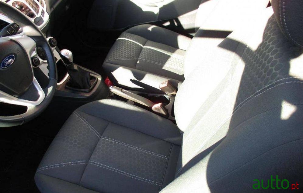 2011' Ford Fiesta 1.6 Tdci Econetic photo #1
