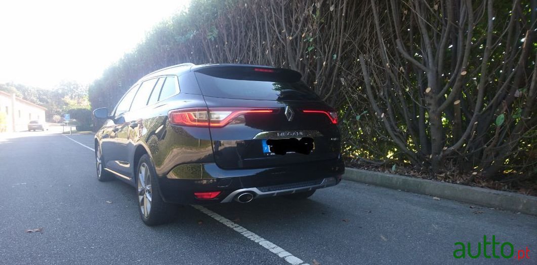 2017' Renault Megane Sport Tourer photo #1