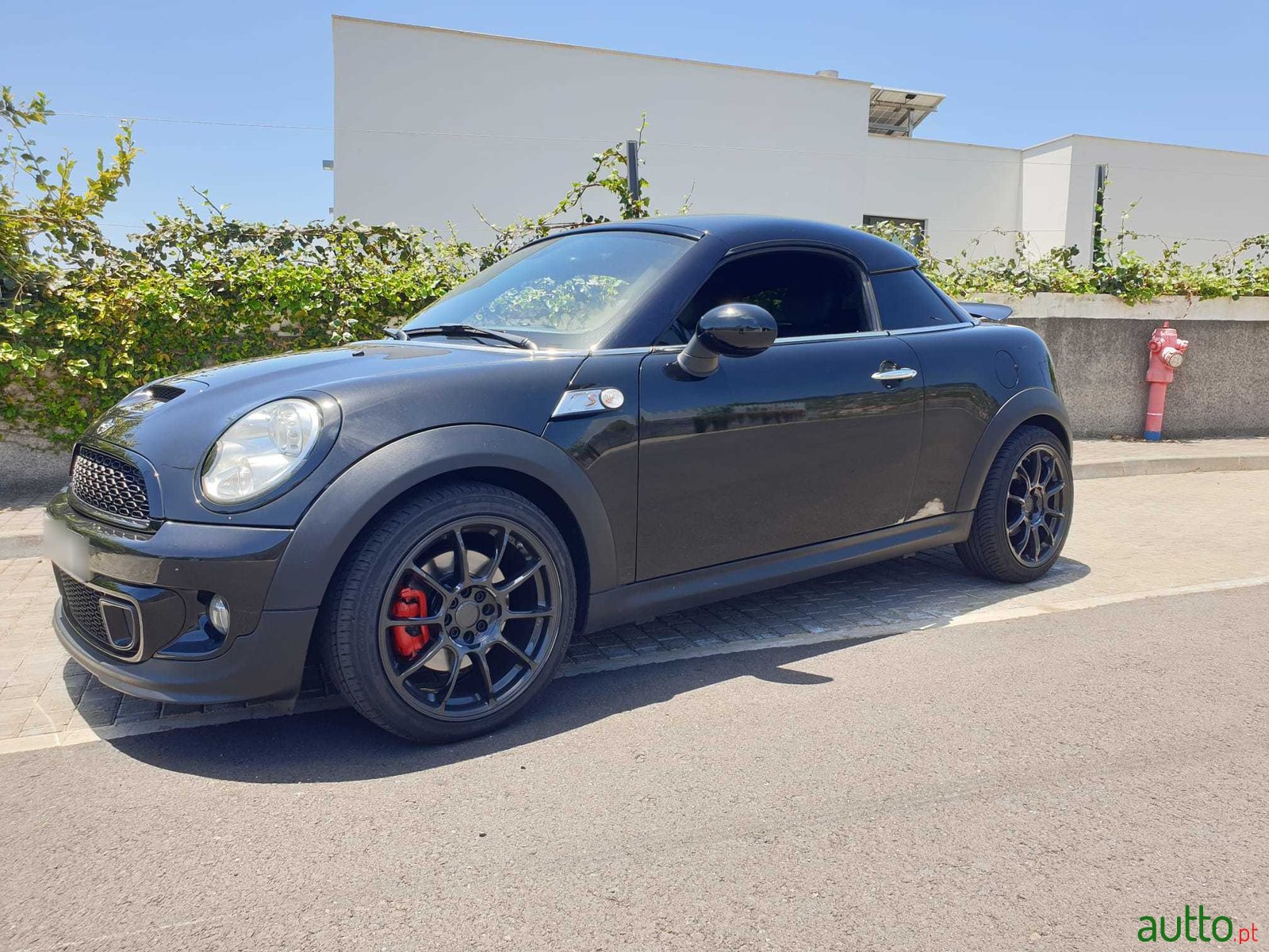 2012' MINI Cooper S photo #1