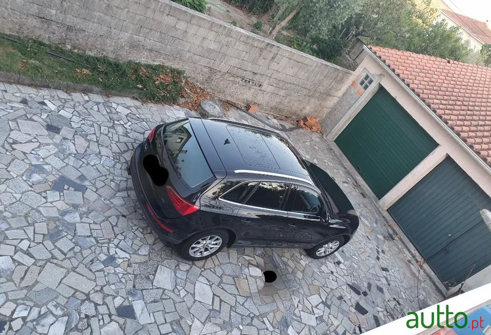 2011' Audi Q5 photo #1