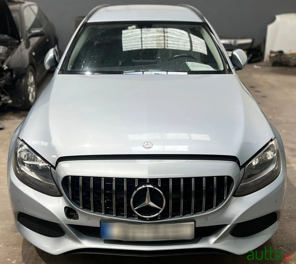 2017' Mercedes-Benz Classe C D photo #2