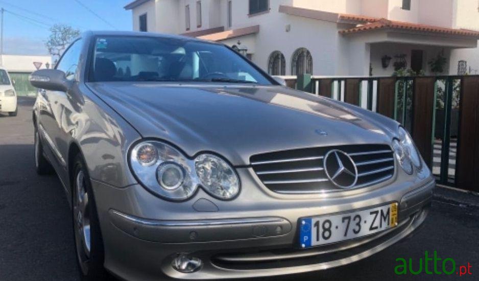 2005' Mercedes-Benz Clk-270 photo #2