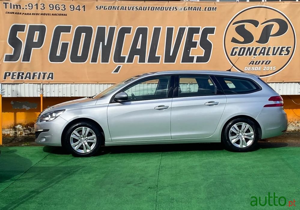 2015' Peugeot 308 Sw photo #3