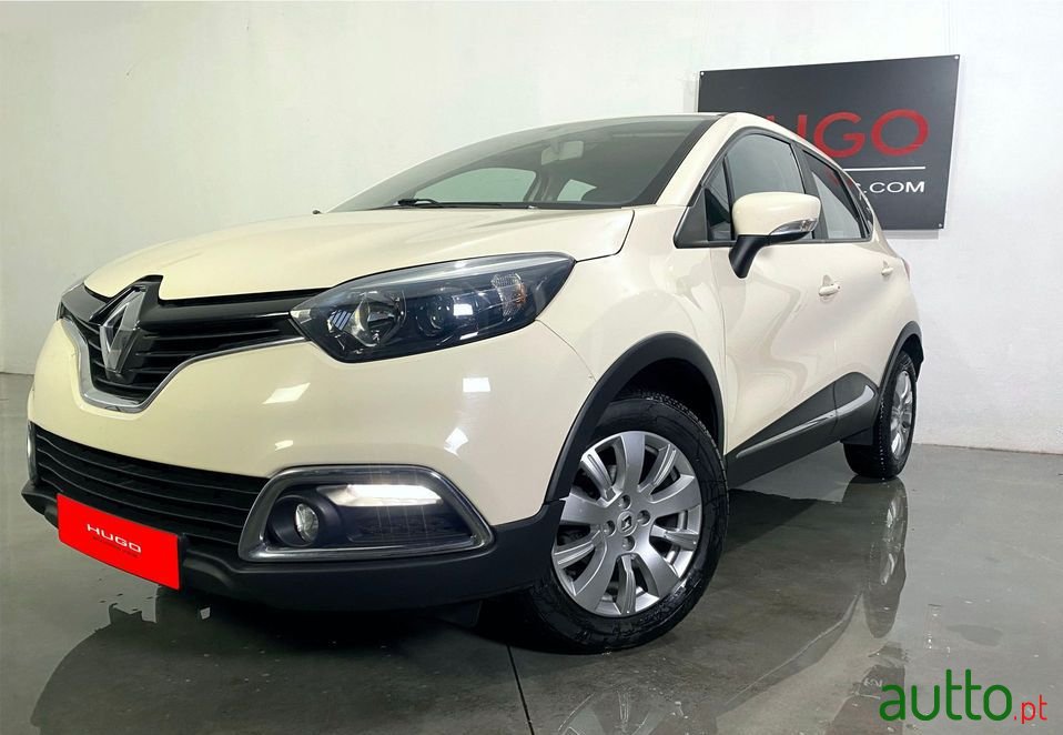2014' Renault Captur photo #2